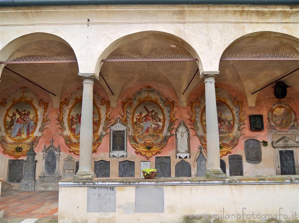 Romano di Lombardia (Bergamo, Italy) - Right internal wall of the Old Cemetery